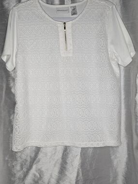 Alfred Dunner White Lace Front Zip Short Sleeve Top